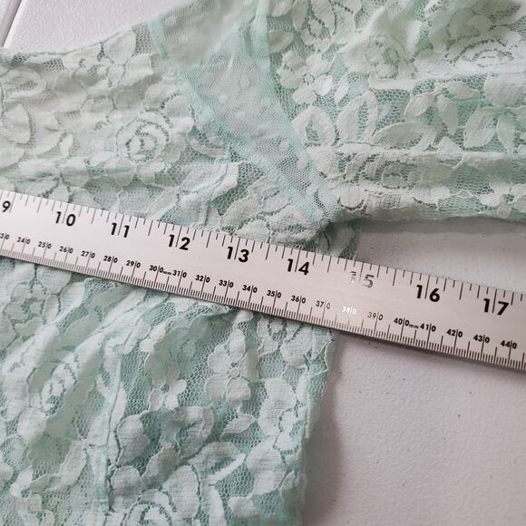 Y2K Hollister Shirt Babydoll Womens XS Green Lace Peplum 3/4 Sleeve Scoop Sheer - Picture 6 of 7